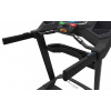 A Nautilus T628 futópad konzoljáról manuálisan vezérelhető az edzés.