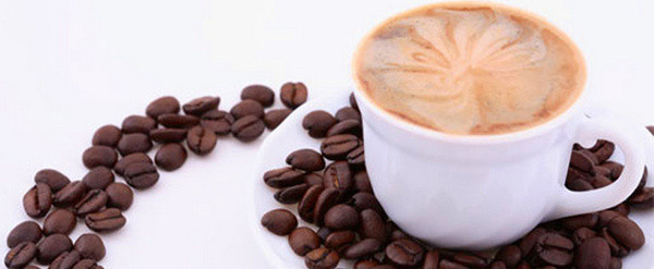 A napi 600 milligrammnyi koffeint fogyasztó emberek esetében megfigyelhető volt az, hogy 30 százalékkal, kisebb eséllyel váltak Parkinson-kór áldozatává.