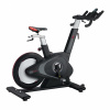 A Toorx SRX-700 Spin Bike szobakerékpár hat funkciós kijelzője az edzés hatékonyságának monitorozásához szükséges adatokkal látja el használóját, aki emellett még az interaktív edzés lehetőségével is támogathatja fejlődését.