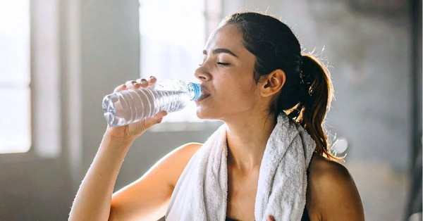 Az edzés utáni étkezés mellett a hidratáció és a pihentető alvás a kulcs. Mutatjuk, mik a legfontosabb lépések a valódi és gyors izomregenerációhoz!