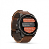 Garmin Fenix 8 PRO Amoled 47mm Sapphire Carbon Gray DLC Titanium barna bőr + fekete szilikon szíjjal pulzusmérő óra