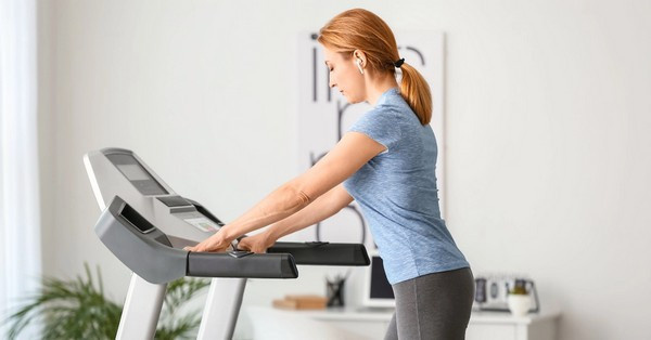 incs kedve edzőterembe menni? Teremtse meg a saját edzősarkát otthon! A mozgás a leghatékonyabb mentális nagytakarítás a napi stressz ellen. Tudjon meg többet!