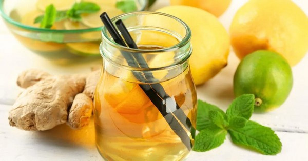 Kávé helyett keresel természetes élénkítőt, vagy hatékonyan kapcsolódnál ki este? Válogass a legfinomabb teák közül, és dobd fel a napodat jeges frissítőkkel!