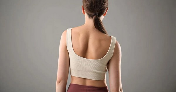 Már egyetlen izom letapadása is kényszertartáshoz vezet, kompenzálásra kényszeríti a testet, ami további feszülést és fájdalmat okozhat más izomcsoportokban.